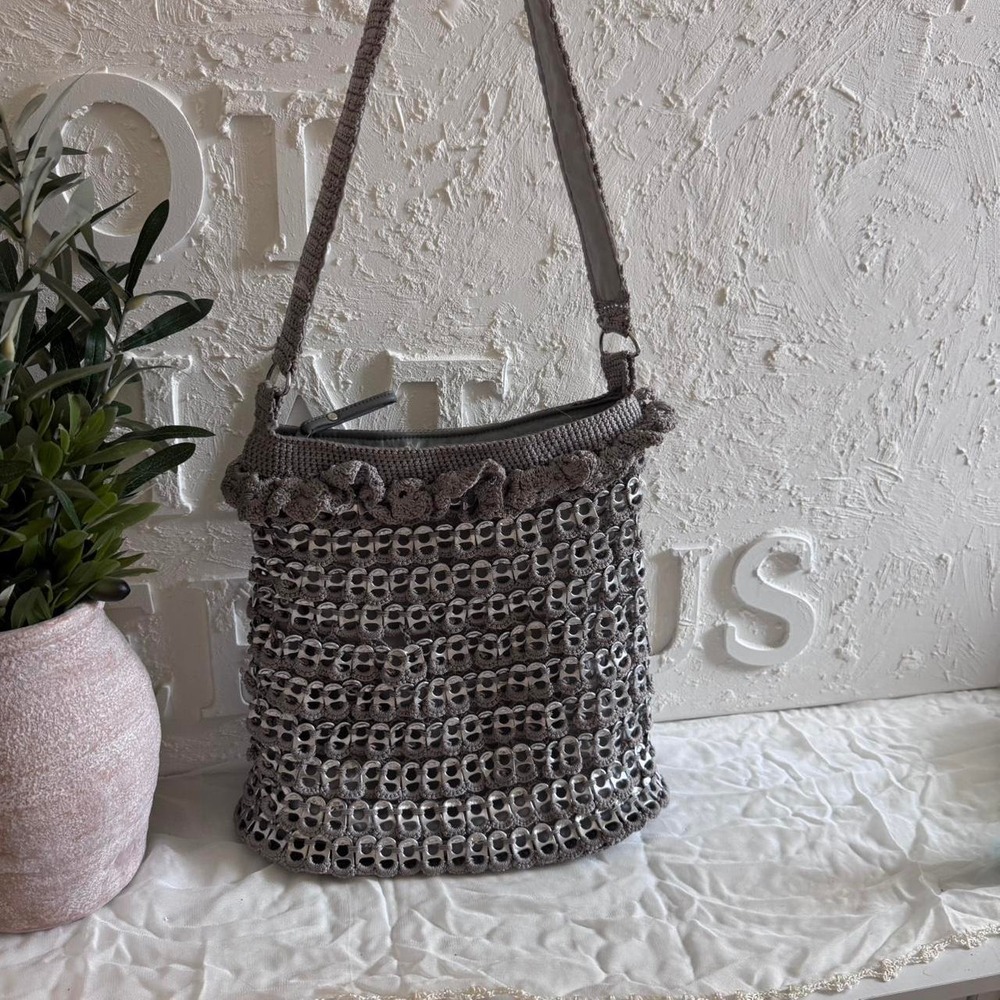 2000s crochet bottle tabs crossbody purse